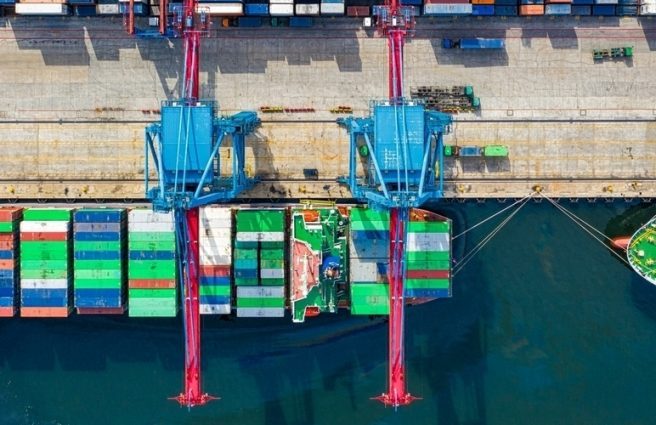 Container ships loading